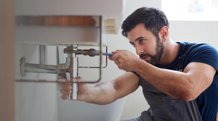 Professional water heater repair in Hooppole, IL